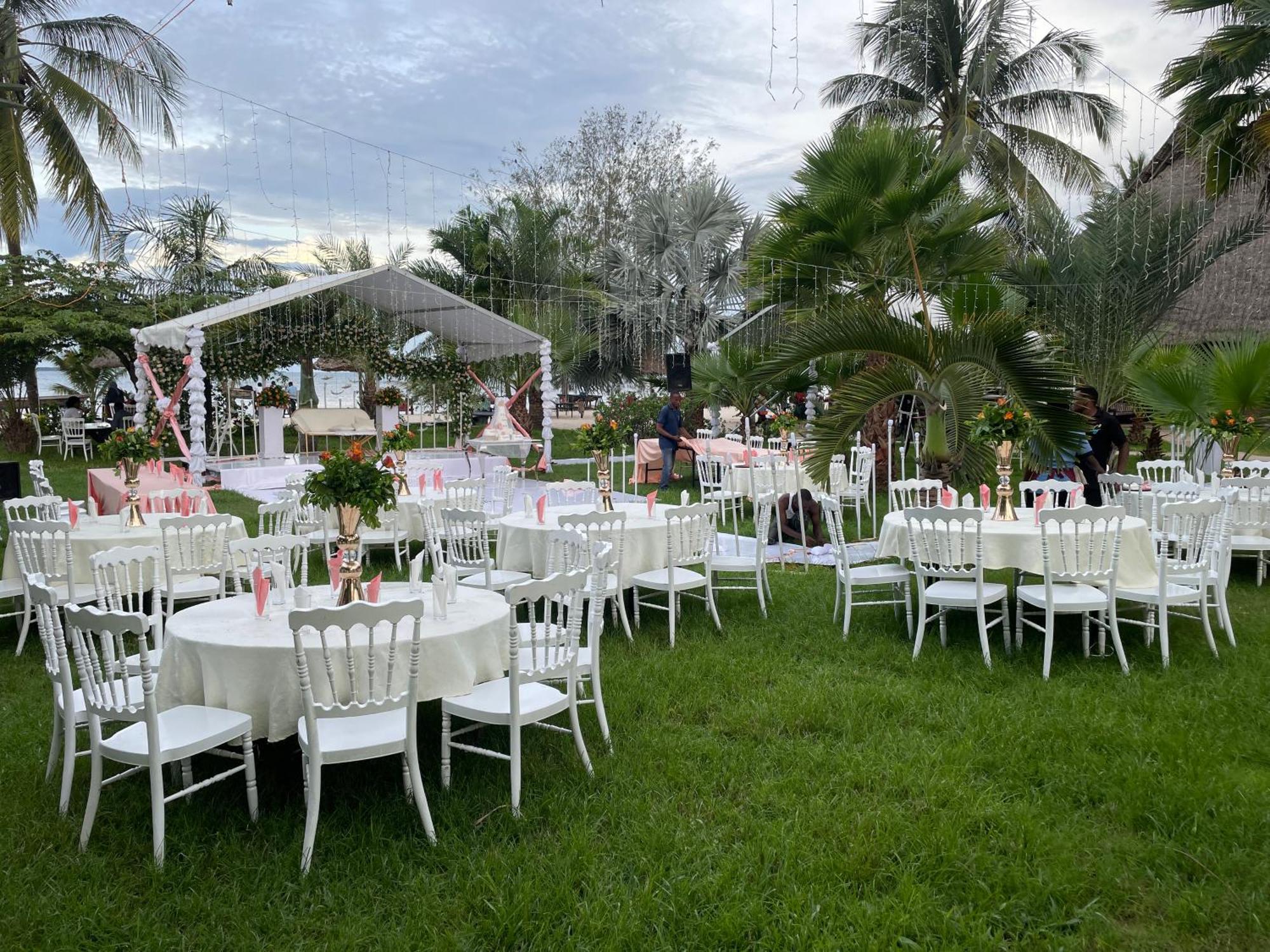 Kijiji Beach Resort Dar es Salaam Buitenkant foto