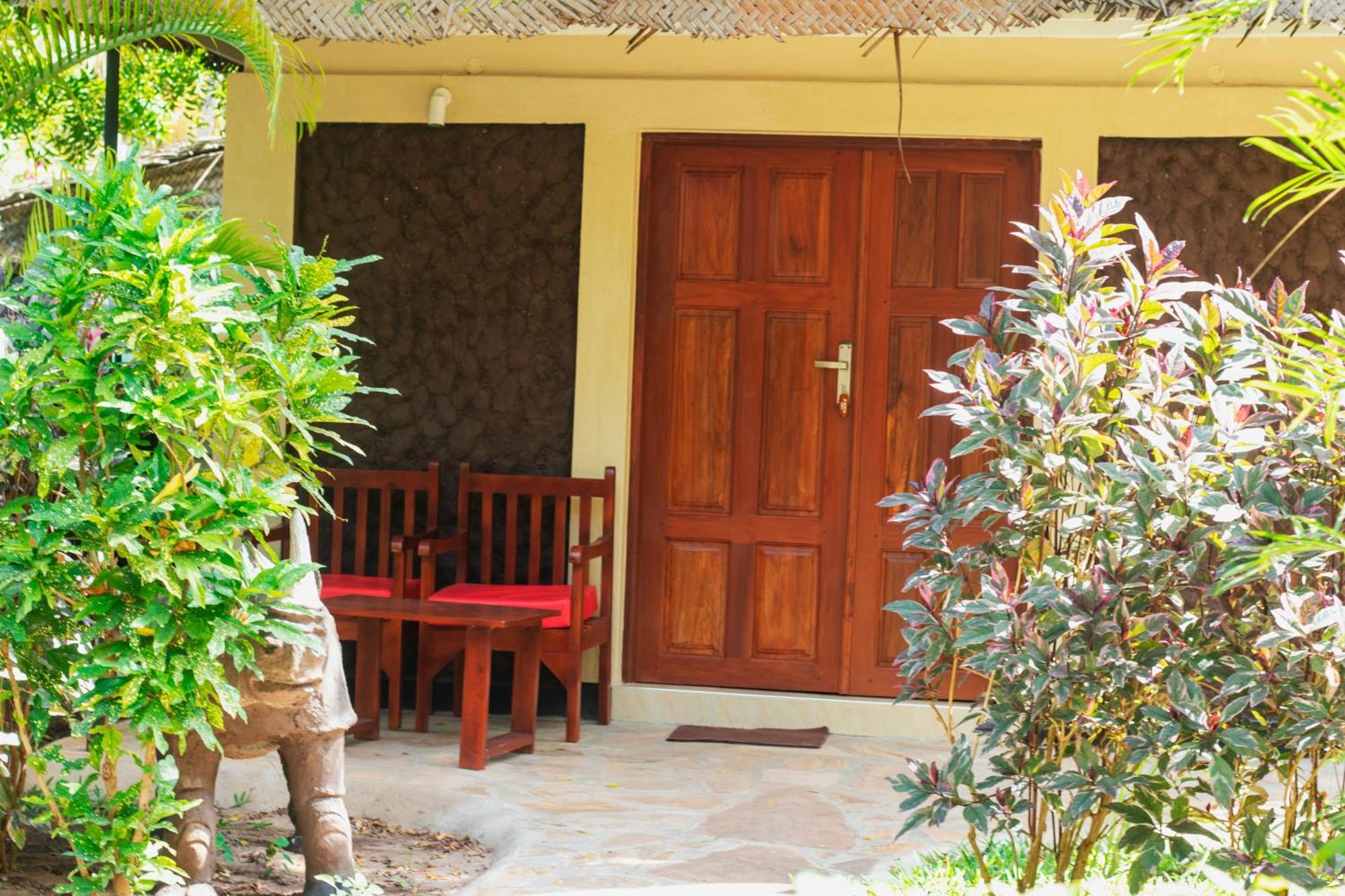 Kijiji Beach Resort Dar es Salaam Buitenkant foto