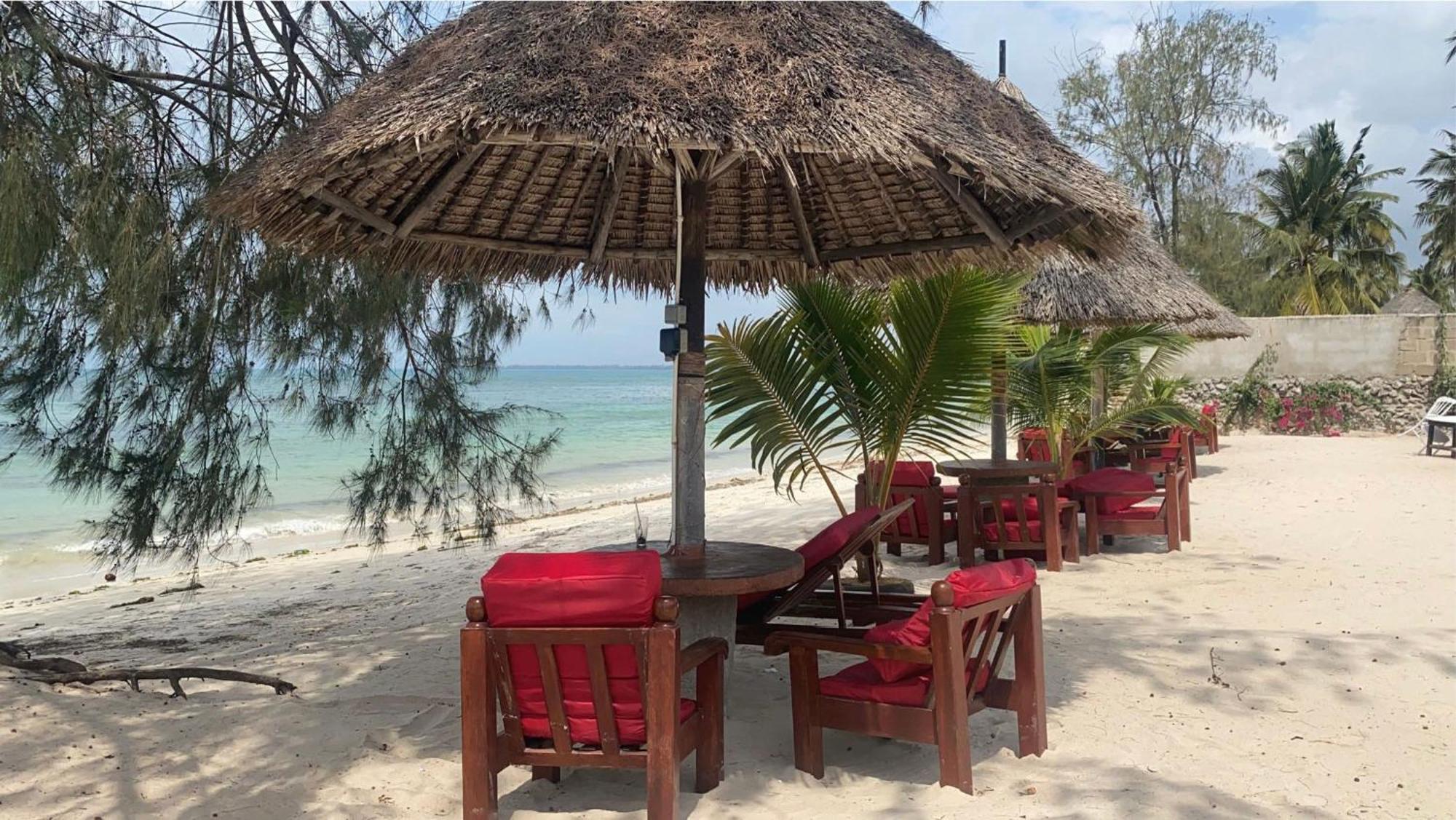 Kijiji Beach Resort Dar es Salaam Buitenkant foto