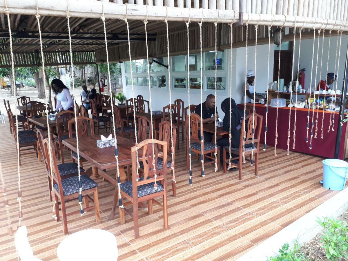 Kijiji Beach Resort Dar es Salaam Buitenkant foto
