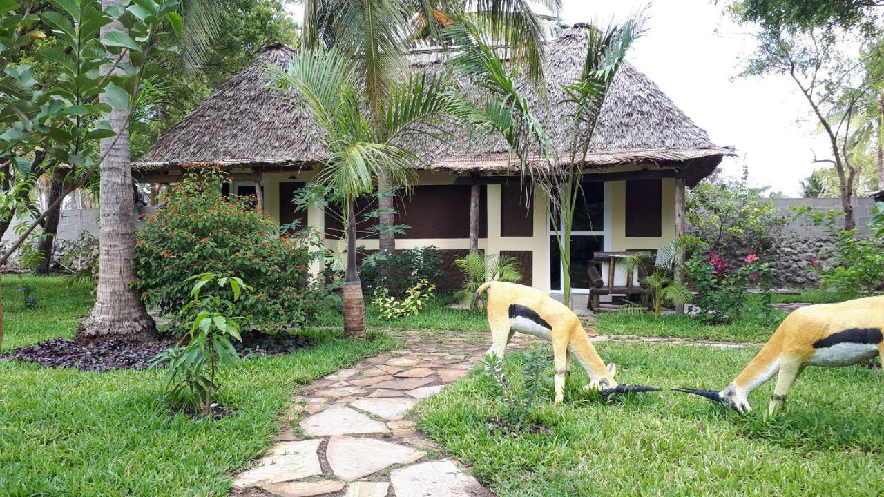 Kijiji Beach Resort Dar es Salaam Buitenkant foto