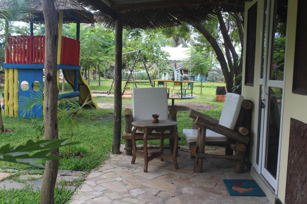 Kijiji Beach Resort Dar es Salaam Buitenkant foto