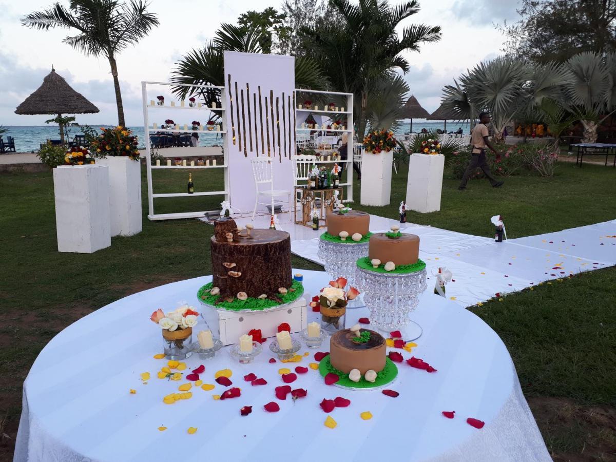 Kijiji Beach Resort Dar es Salaam Buitenkant foto